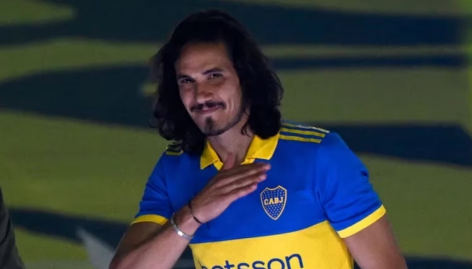 Presentaron a Edinson Cavani como nuevo jugador de Boca en La Bombonera