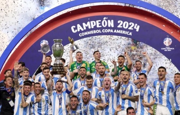 Argentina es bicampe&oacute;n de Am&eacute;rica y se convirti&oacute; en la selecci&oacute;n m&aacute;s ganadora del continente 