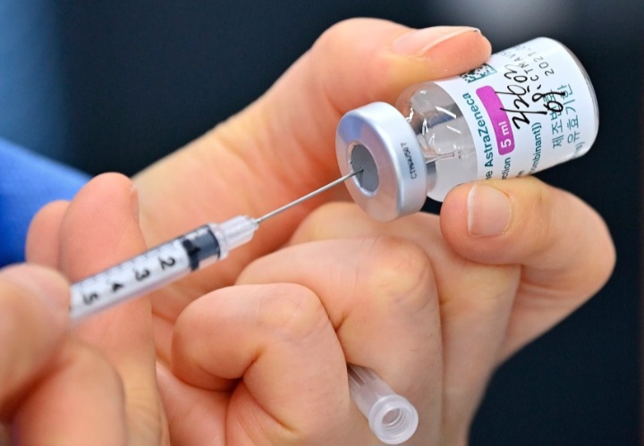 Contin&uacute;a la campa&ntilde;a de vacunaci&oacute;n antigripal y de Covid19 