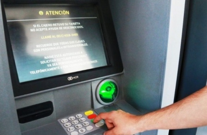 Desde el jueves 25 arranca el pago de sueldos a estatales 