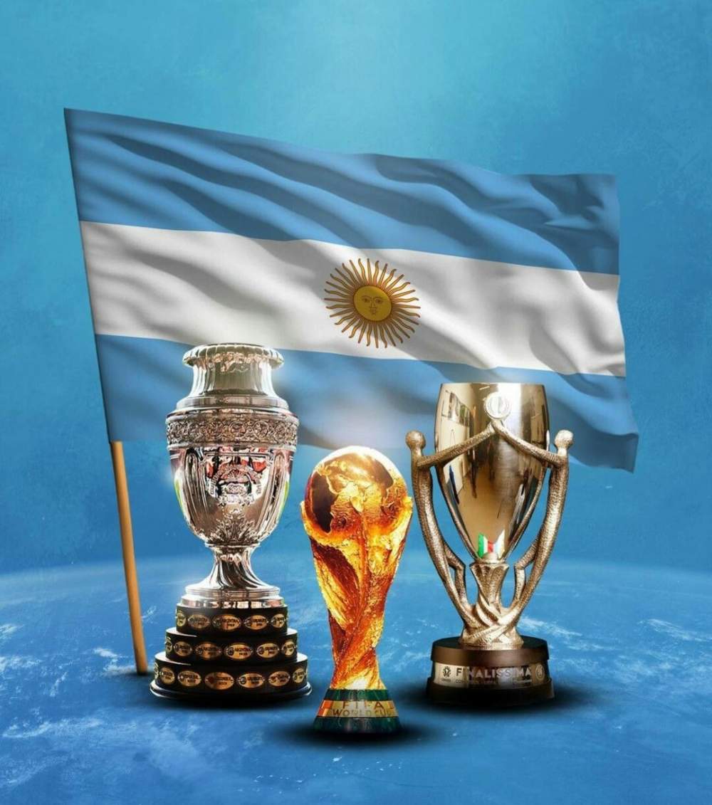 Llegan a Corrientes las copas ganadas por la selecci&oacute;n Argentina 