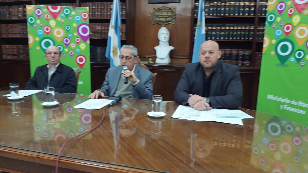 Rivas Piacentini: Las correcciones salariales van a continuar 