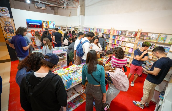 Feria del libro: Hoy y ma&ntilde;ana funcionar&aacute; en ambos turnos, conoce la grilla 