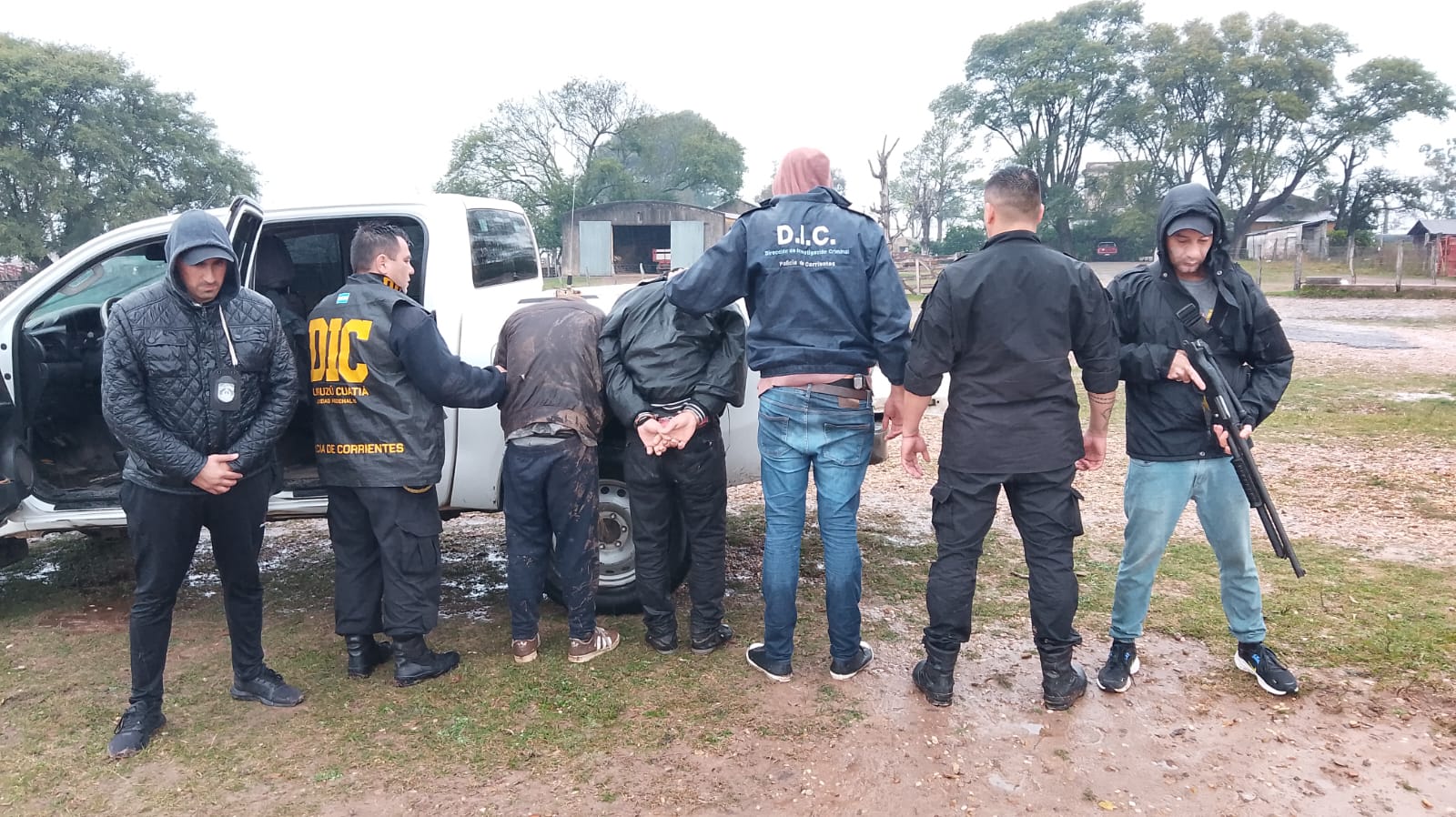 EXITOSO TRABAJO EN CONJUNTO: Detuvieron a tres integrantes de una banda de "piratas del asfalto"