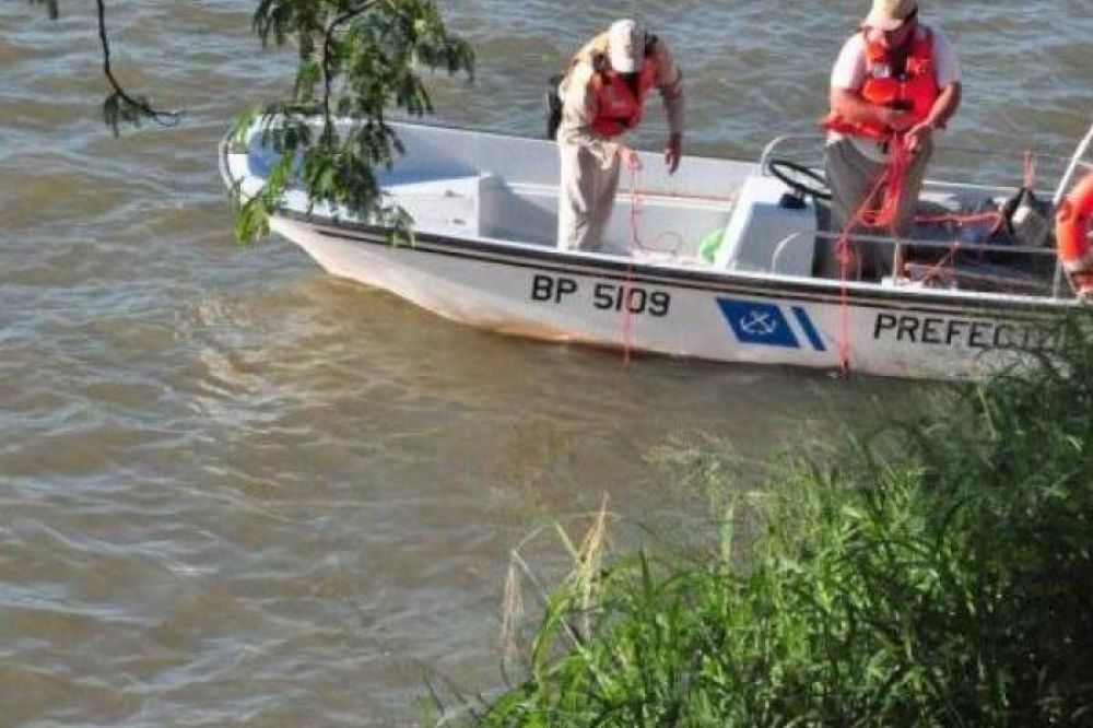 RIO PARANA: Se produjo el hallazgo sin vida de un joven que, ayer se habr&iacute;a arrojado del Puente General Manuel Belgrano