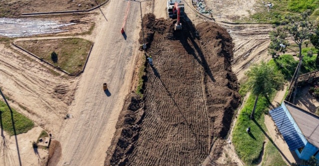 Inici&oacute; la pavimentaci&oacute;n de la avenida Cuba, una obra clave para conectar el barrio Pirayu&iacute; con la Autov&iacute;a Ruta 12