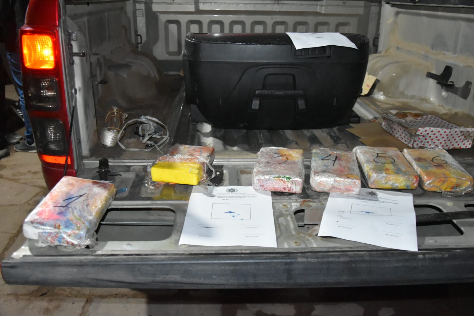 Mediante un operativo detuvieron a un hombre con seis kilos de coca&iacute;na 