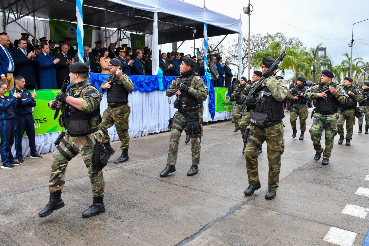 La Polic&iacute;a de Corrientes conmemor&oacute; su 52&deg; aniversario en la Costanera de Capital
