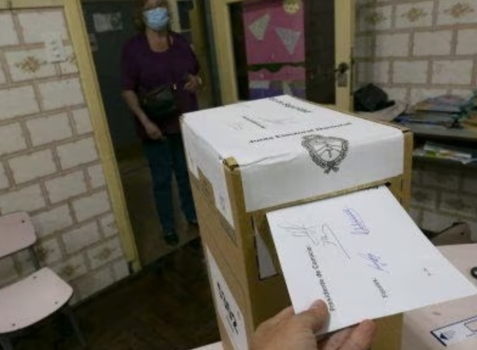 Corrientes Vot&oacute; el 67,8% del electorado 