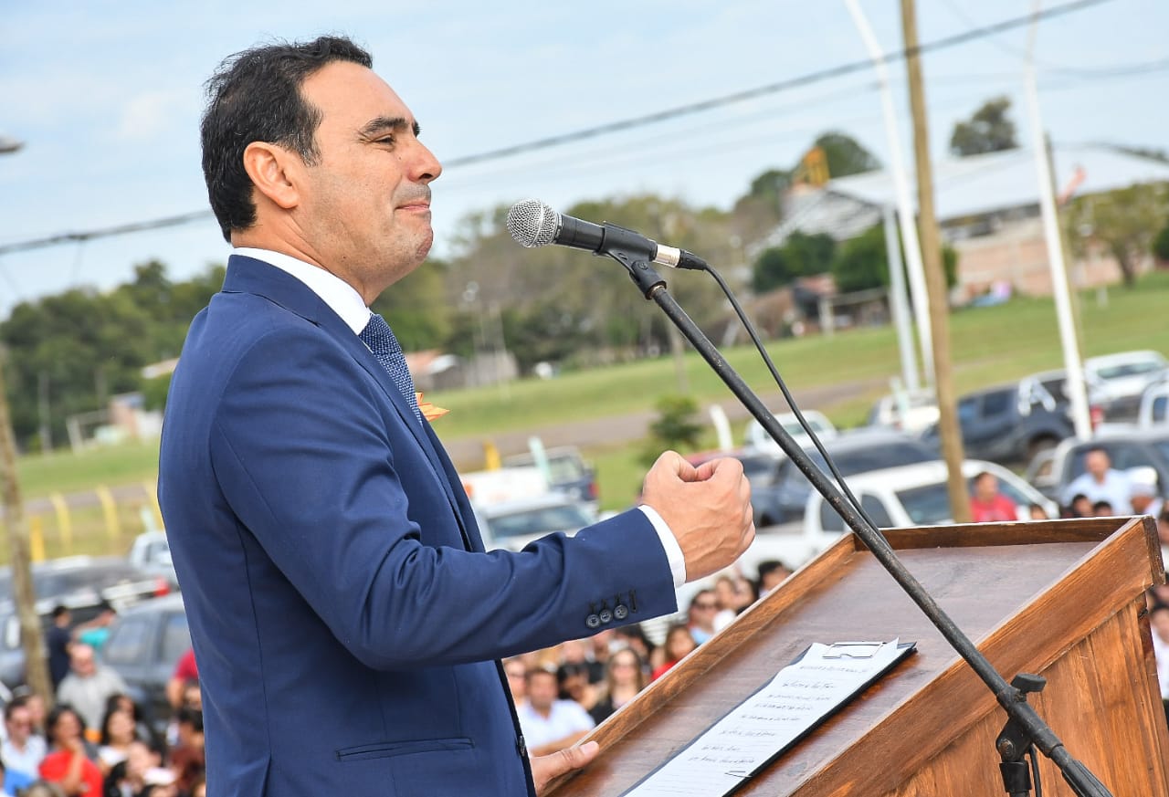 Vald&eacute;s particip&oacute; de la asunci&oacute;n del nuevo presidente de Paraguay 