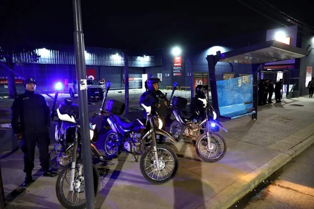 Buenos Aires: Detuvieron a 56 personas por los saqueos en supermercados 
