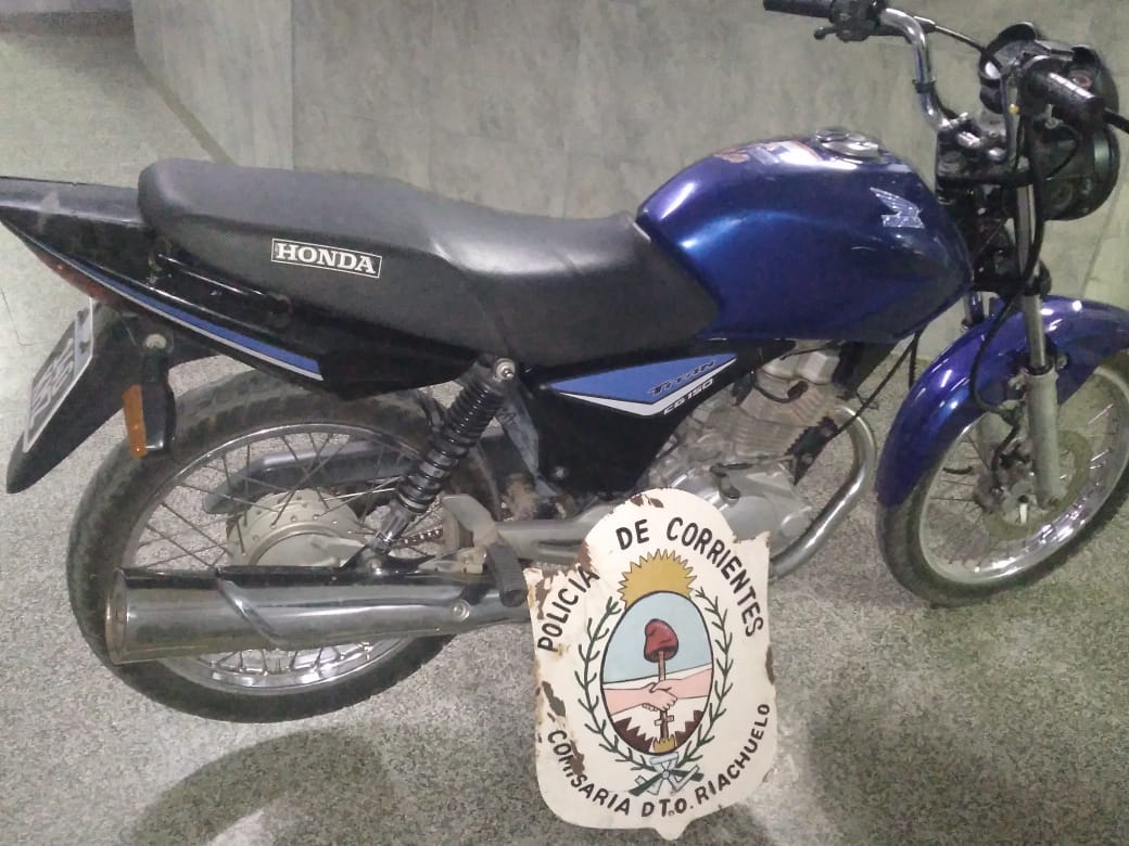 La polic&iacute;a detuvo a dos mujeres por robar una moto y venderla por facebook 
