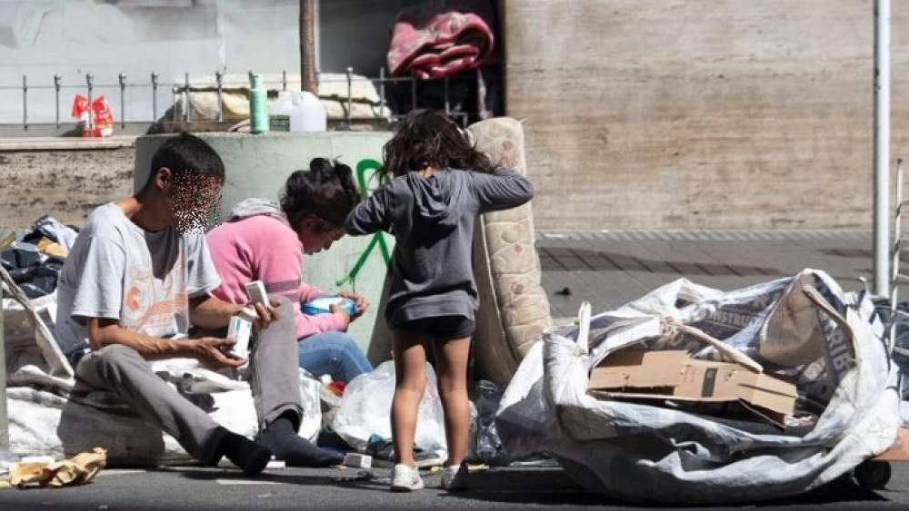 Pobreza en Argentina: El 55% de la poblaci&oacute;n est&aacute; bajo el &iacute;ndice de pobreza 