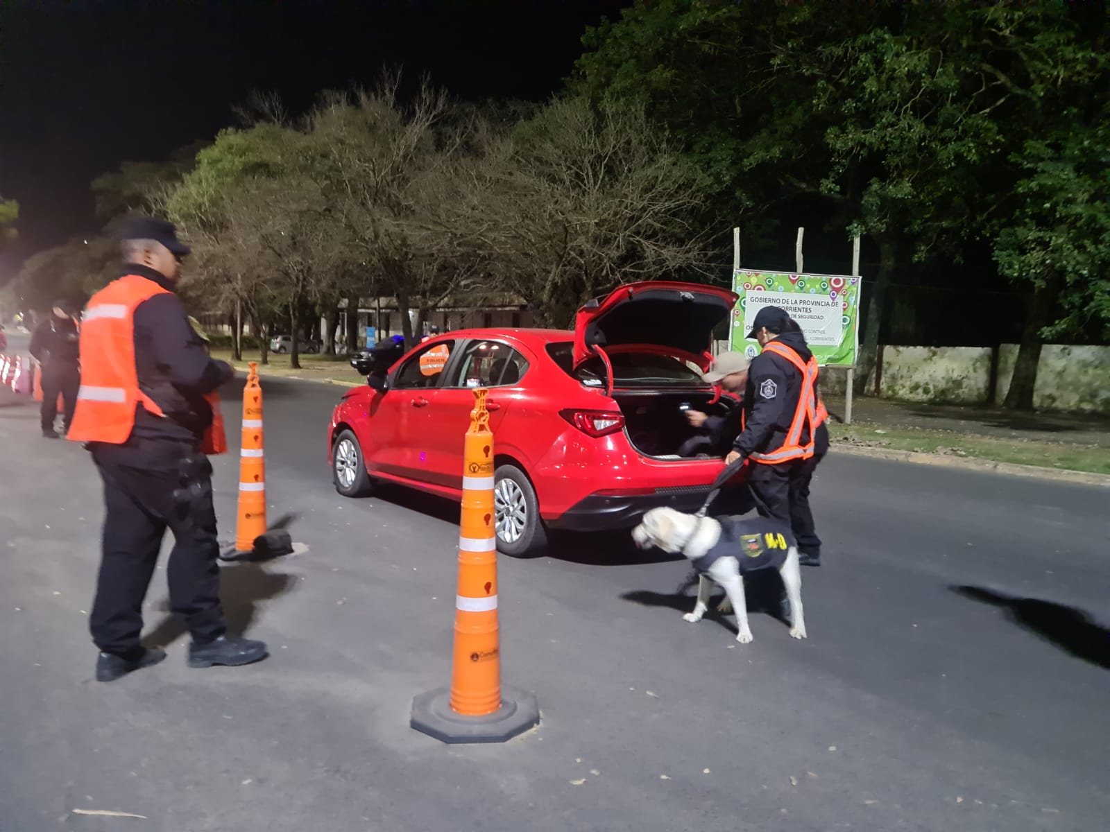 La Polic&iacute;a de Corrientes intensific&oacute; los trabajos de contralor en la zona del Puente Gral. Belgrano