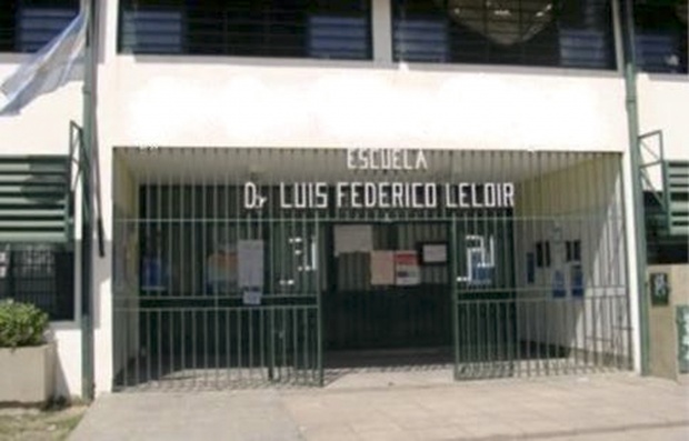 Escuela Leloir : Un adolescente de 16 a&ntilde;os fue armado a clases 
