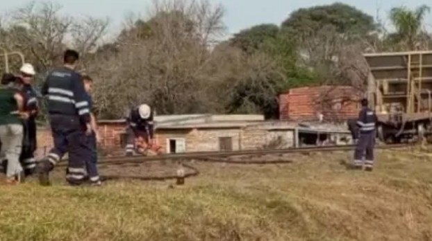 Monte Caseros: Descarriló una formación de tren que transportaba piedras