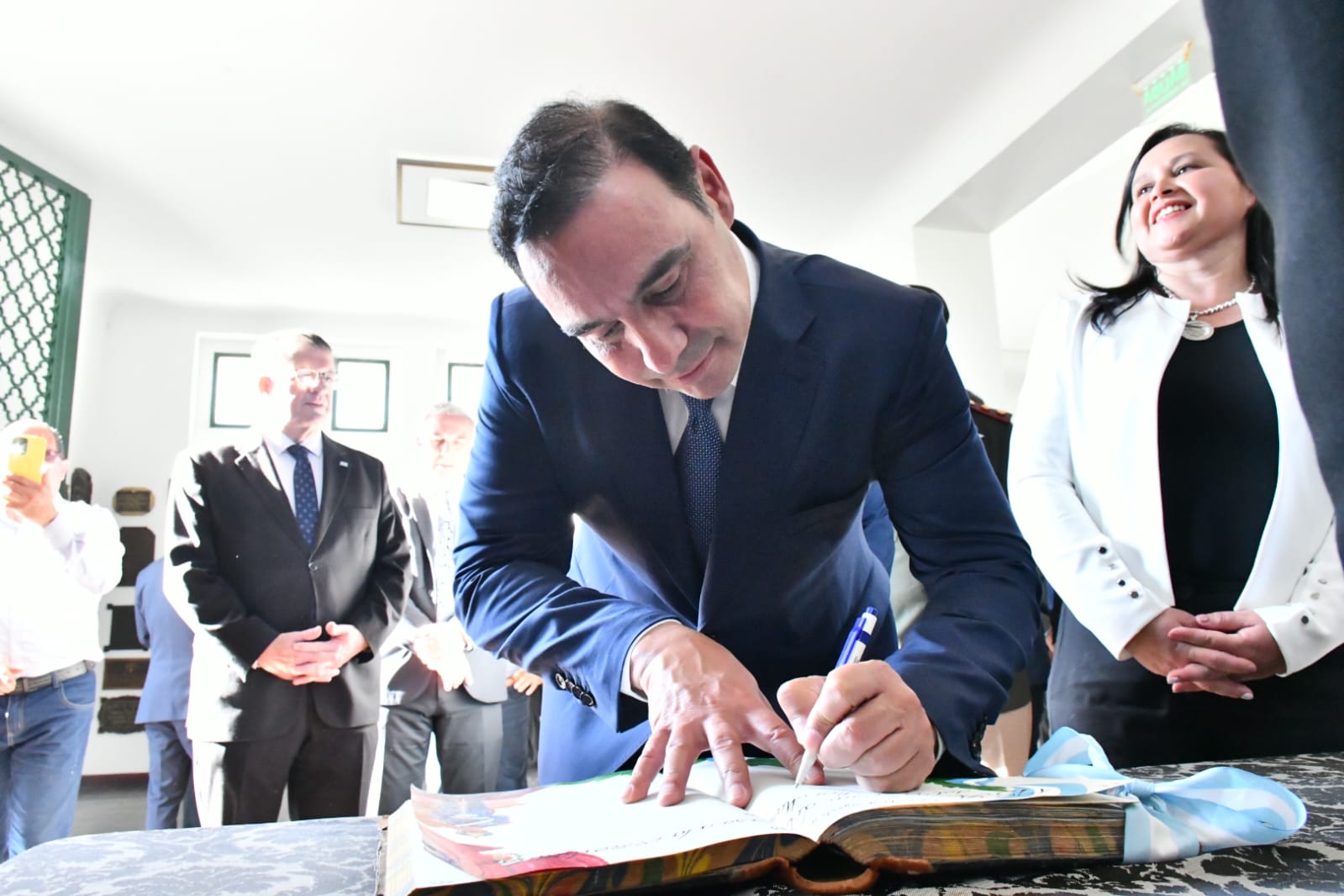 En Yapey&uacute;, Vald&eacute;s sostuvo que "la gloria eterna de San Mart&iacute;n nos gu&iacute;a a todos hacia el futuro"