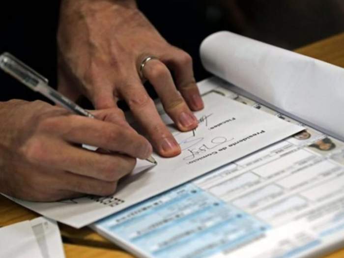 Inicio la votaci&oacute;n en Capital e interior 