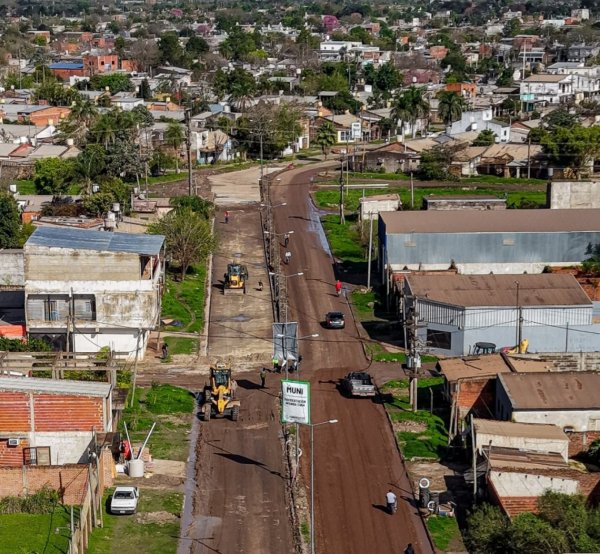 Avanza la pavimentaci&oacute;n de la avenida Cuba para mejorar la conexi&oacute;n del barrio Pirayu&iacute;
