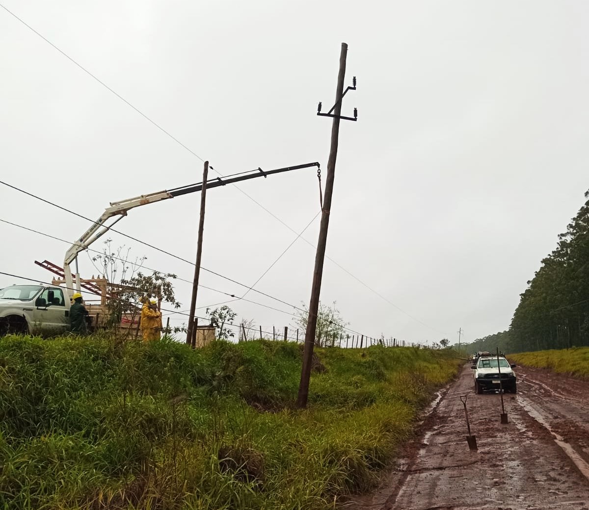 Las tormentas provocaron cortes de energ&iacute;a el&eacute;ctrica en toda la provincia