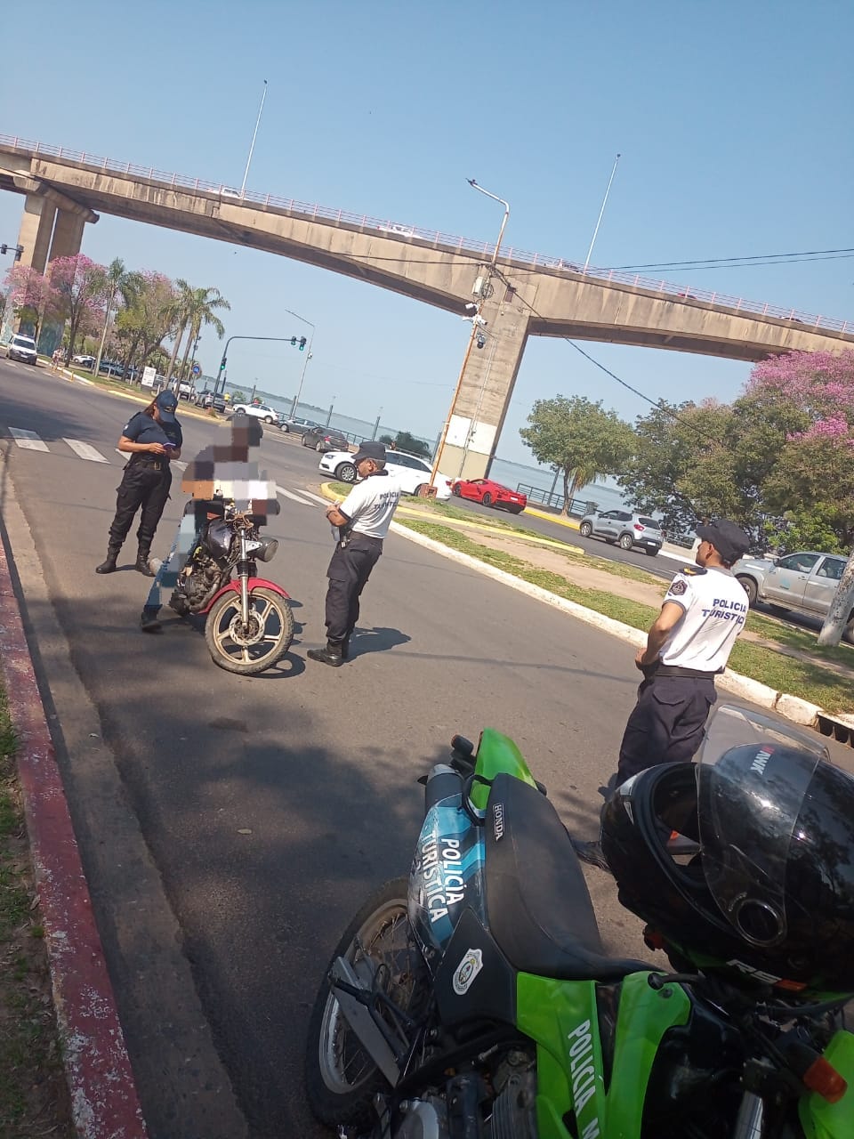 POLICIA TURISTICA:  La Polic&iacute;a de Corrientes contin&uacute;a con los operativos  en la Costanera Correntina