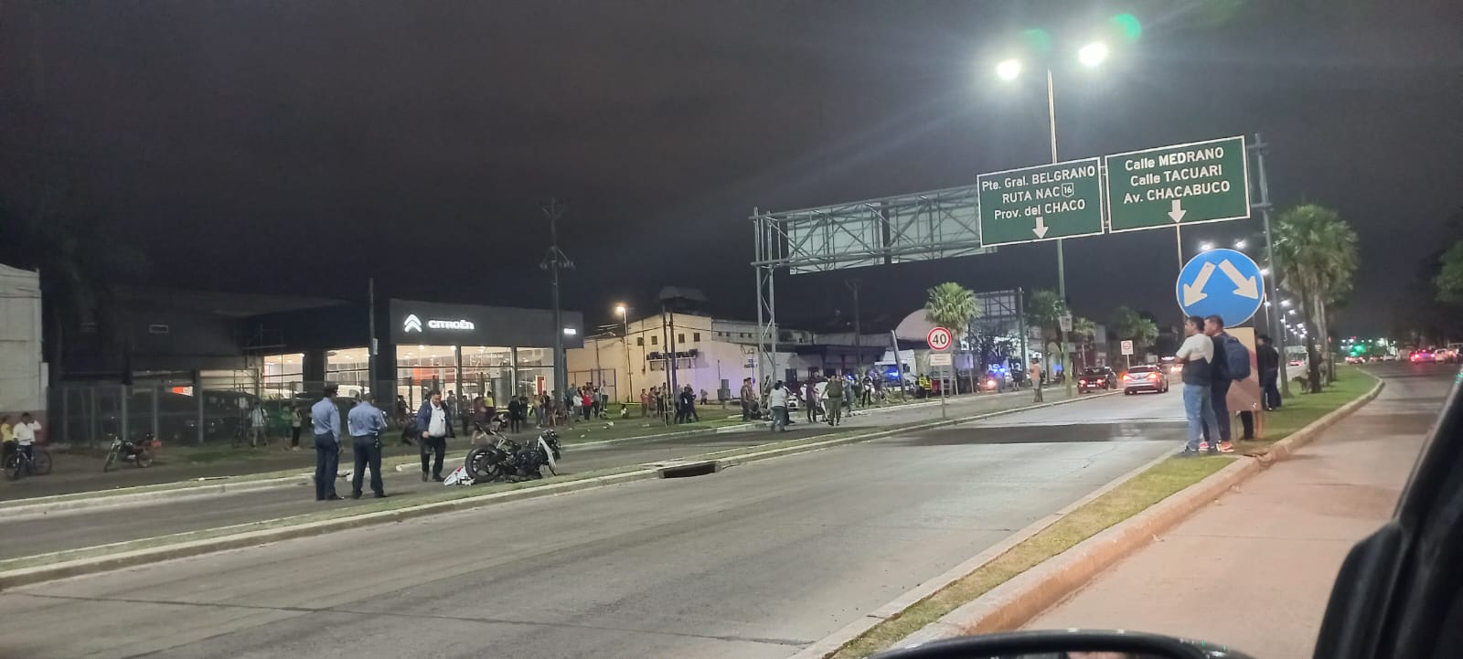 Un joven de 19 a&ntilde;os falleci&oacute; al chocar su moto con una palmera 