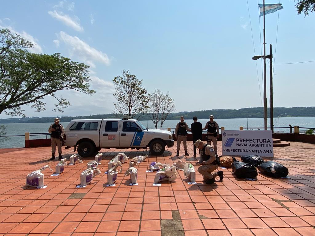 Prefectura incaut&oacute; un cargamento de marihuana en Misiones