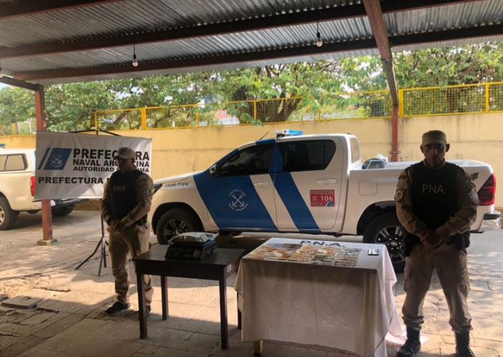 Corrientes: Prefectura allan&oacute; dos domicilios y secuestr&oacute; droga