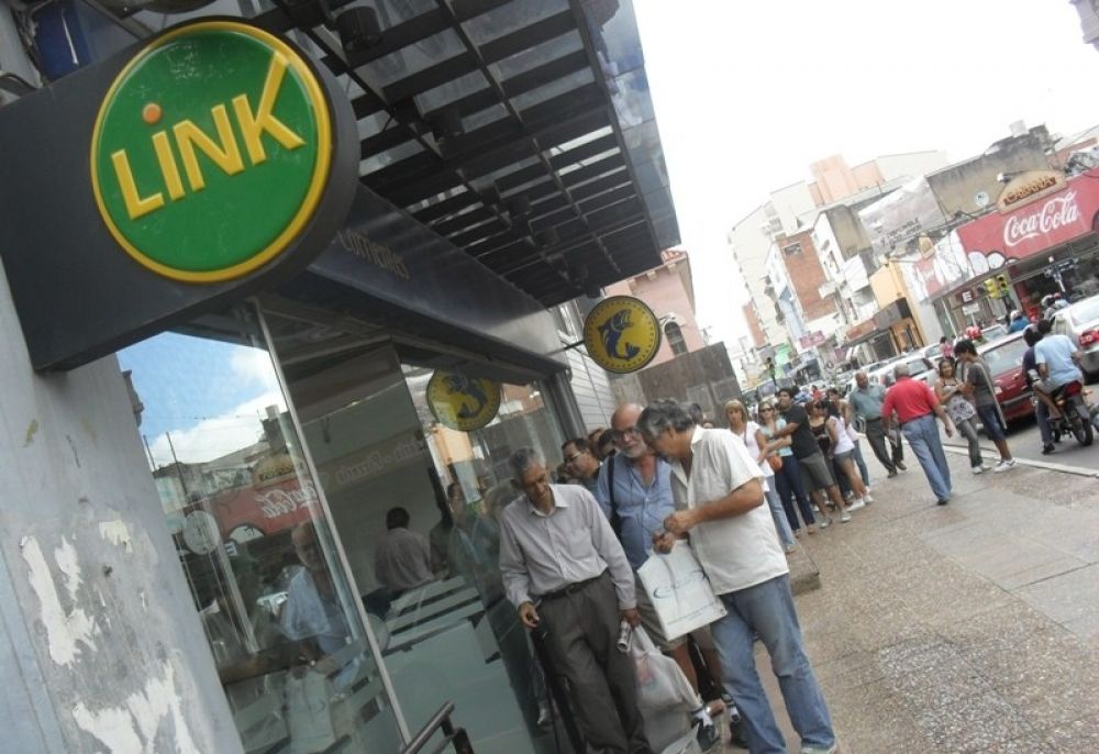 Jubilados necesitan m&aacute;s de $912.000 para cubrir gastos
