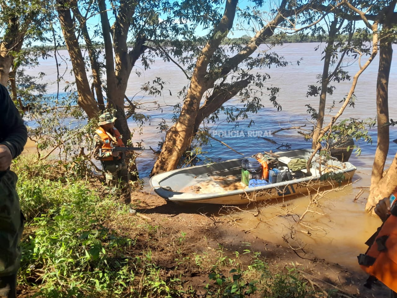 SANTO TOME: La Polic&iacute;a de Corrientes y la fuerza Nacional, en forma conjunta intensifican las tareas de prevenci&oacute;n en zonas del Rio Uruguay