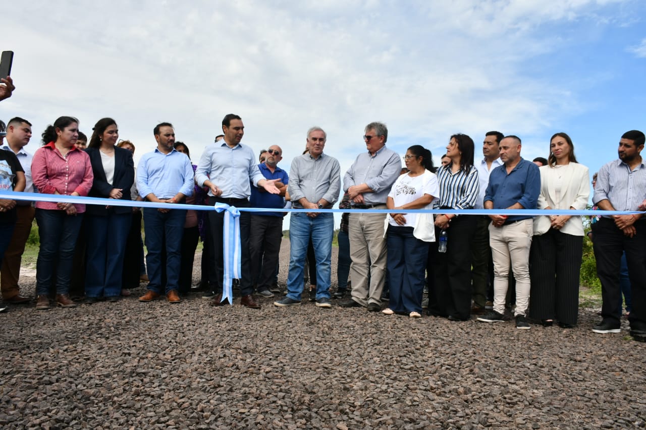 Vald&eacute;s entreg&oacute; 20 viviendas del programa &ldquo;O&ntilde;ondiv&eacute;&rdquo; en San Cosme