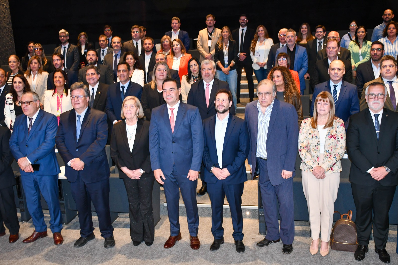 Vald&eacute;s encabez&oacute; cierre de las XXXIX&deg; Jornadas Nacionales del FOFECMA