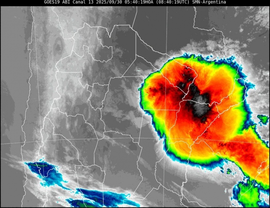Corrientes contin&uacute;a en alerta por fuertes tormentas 