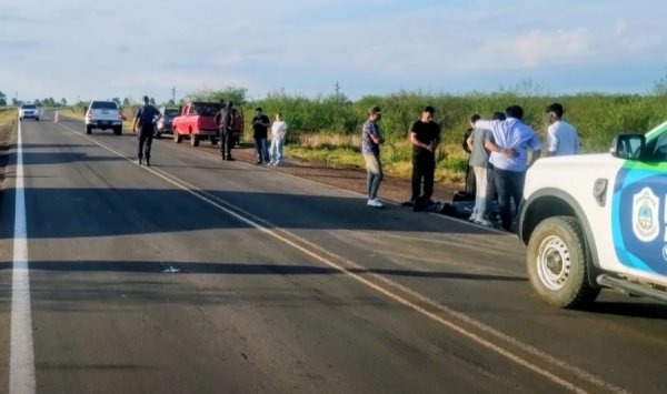 MARIANO I LOZA:  Investigan la muerte de un joven que cay&oacute; de una camioneta 