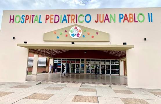 Polic&iacute;as asistieron y salvaron la vida de un beb&eacute; tras realizarle maniobras de RCP