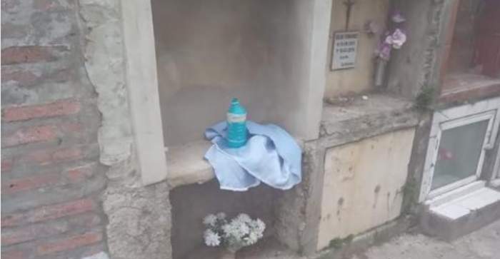 Macabro hallazgo en Chaco: Encontraron un feto en una botella en el cementerio 