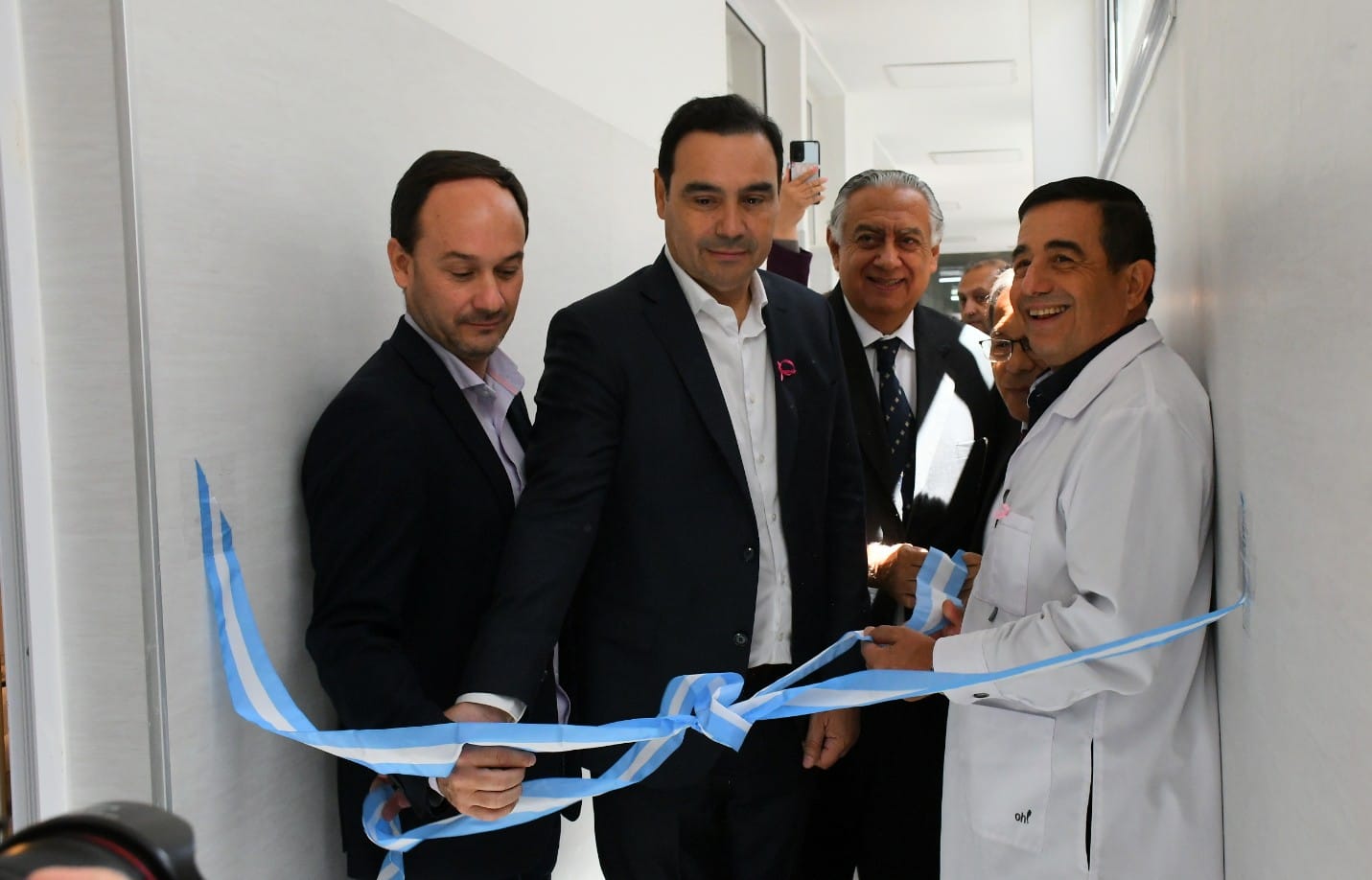 Vald&eacute;s inaugur&oacute; la ampliaci&oacute;n de la Terapia Intensiva del Hospital de Goya