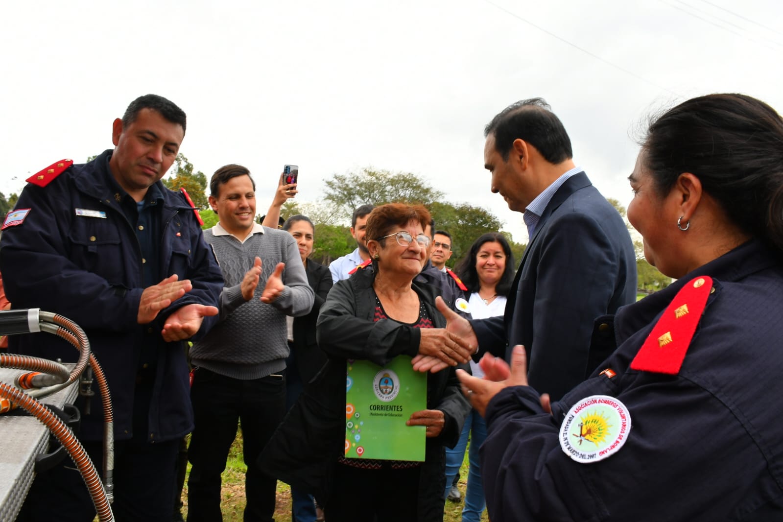 En Bonpland  el gobernador Vald&eacute;s inaugur&oacute; refacciones en el CAPS local