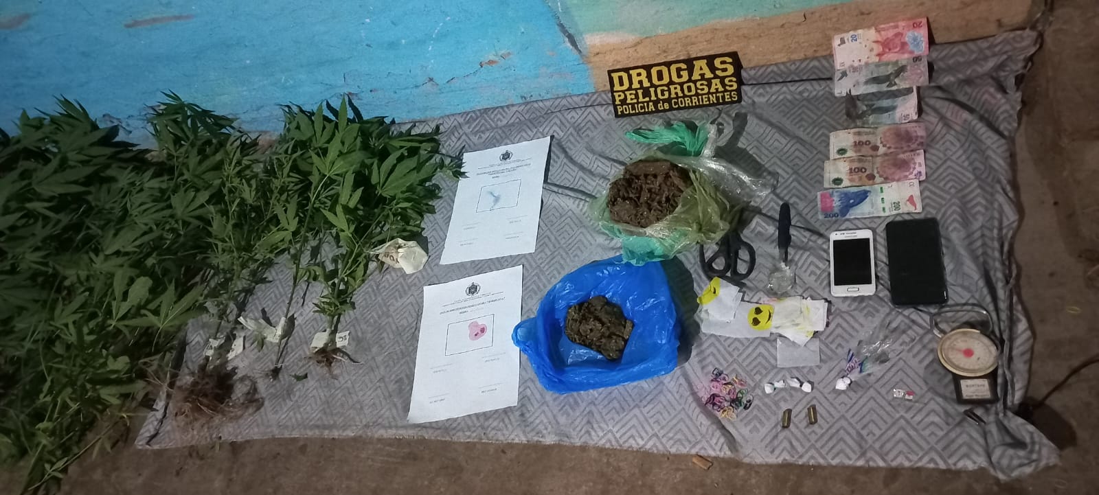 Empedrado: En dos allanamientos la polic&iacute;a secuestro droga, armas y dinero en efectivo 