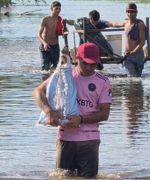 Son m&aacute;s de 100 los evacuados en San Luis Del Palmar 