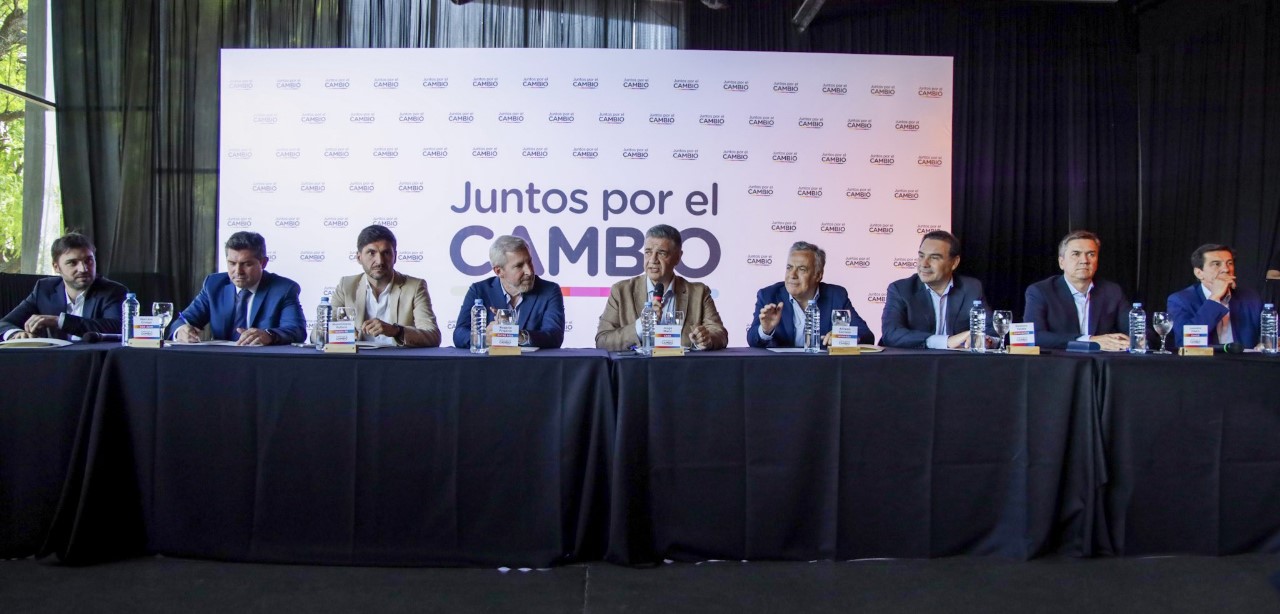 Milei a los Gobernadores: &ldquo;corten otros gastos y paguen los salarios&rdquo;