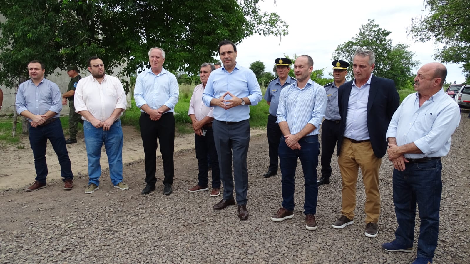 Vald&eacute;s se comprometi&oacute; a &ldquo;lograr que todos los caminos rurales de Goya est&eacute;n enripiados&rdquo;