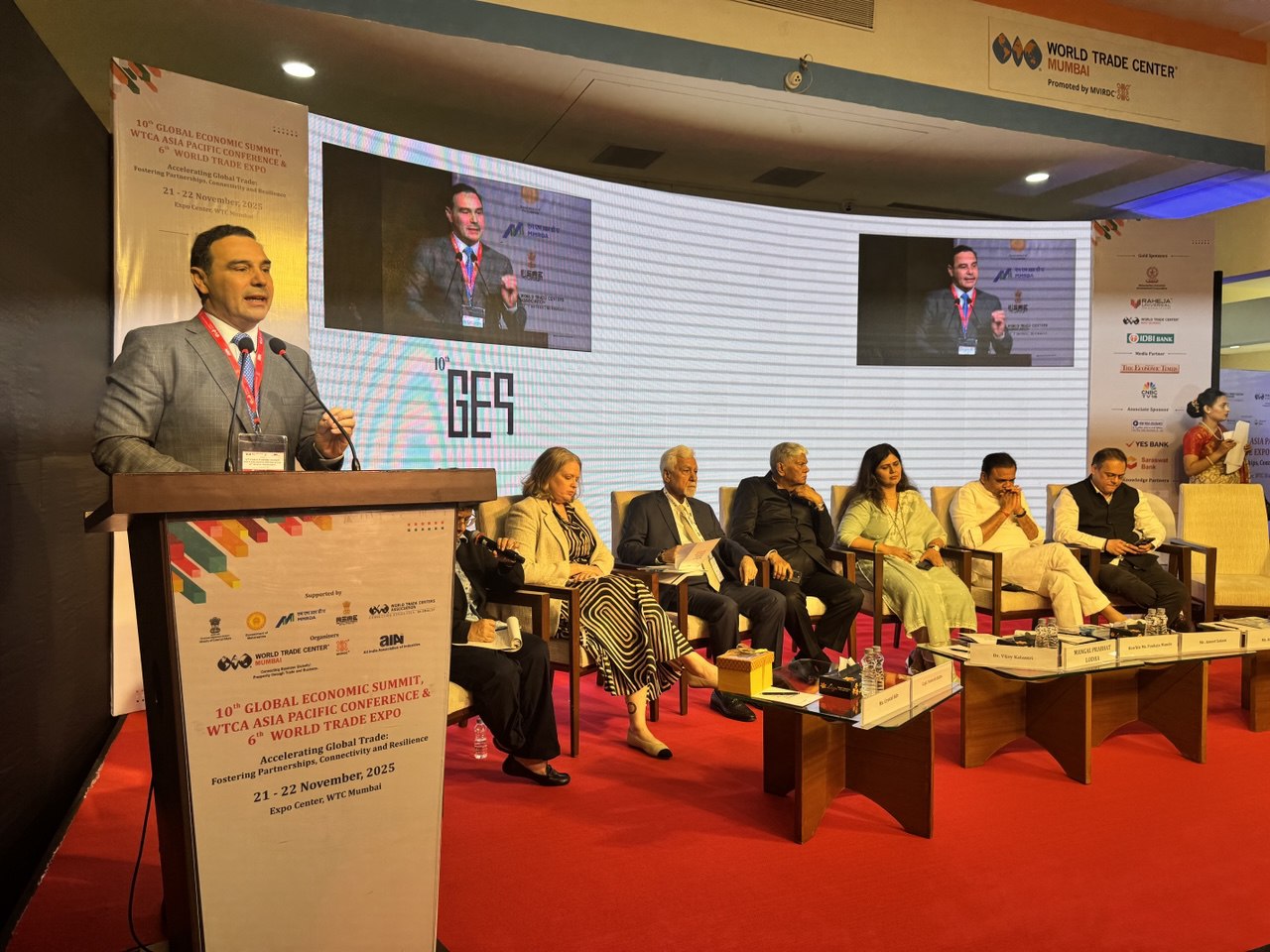 Valdés: “El futuro de Corrientes es 100% forestal”