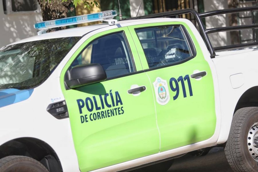 Efectivos policales detuvieron a un hombre que rob&oacute; ropa de un local comercial 