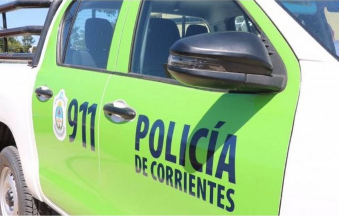 ESQUINA: La Polic&iacute;a recuper&oacute; una motocicleta denunciada como sustra&iacute;da en la Ciudad Aut&oacute;noma de Buenos Aires