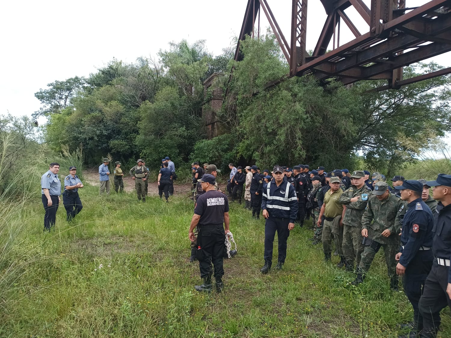 PUENTE TALA:  *La Polic&iacute;a, intensifica la b&uacute;squeda de un hombre de 24 a&ntilde;os, no habr&iacute;a regresado  a su hogar