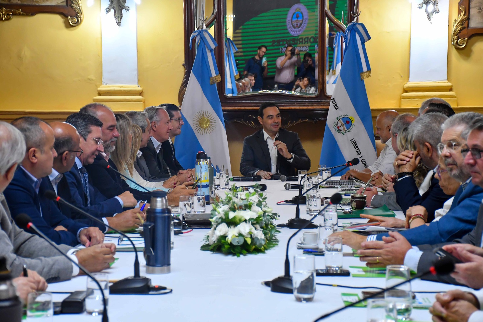 Balance positivo: Vald&eacute;s destac&oacute; el trabajo en equipo por una &ldquo;Corrientes m&aacute;s desarrollada, moderna e inclusiva&rdquo;