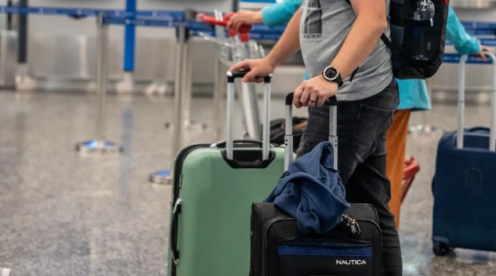 Fin del Impuesto Pa&iacute;s: todos los cambios que habr&aacute; en las compras en el exterior, plataformas e importaciones