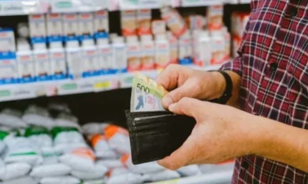 Datos del ISEPCI : Una familia correntina necesito más de 1 millón de pesos para no caer en la línea de la pobreza 